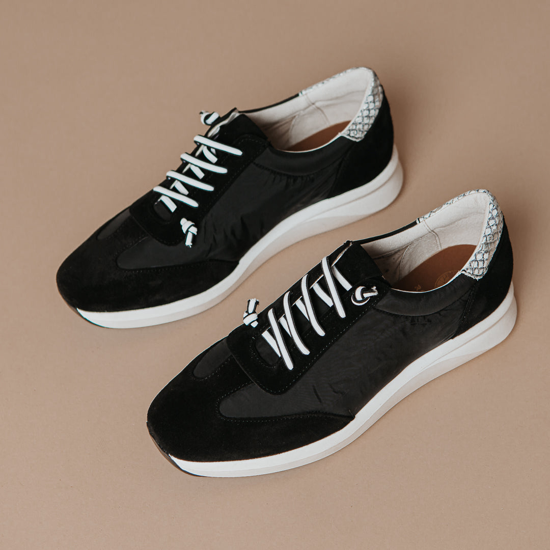Sneaker Mujer Natt Negro