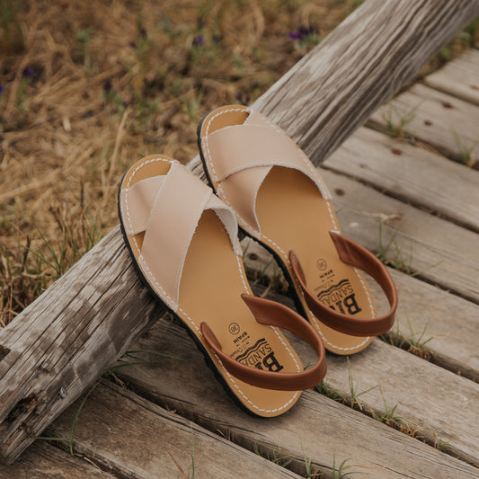 Abarcas Sandalia Menorquinas Mujer piel beige Mayo