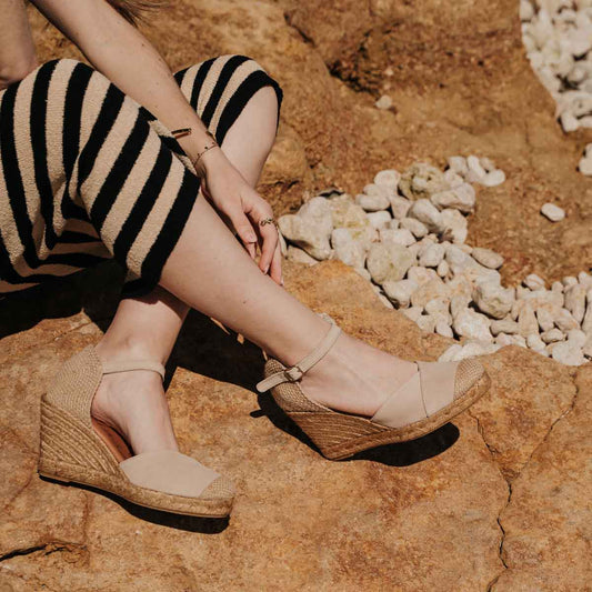 Sandalia cuña alpargata esparto mujer piel beige Lourdes